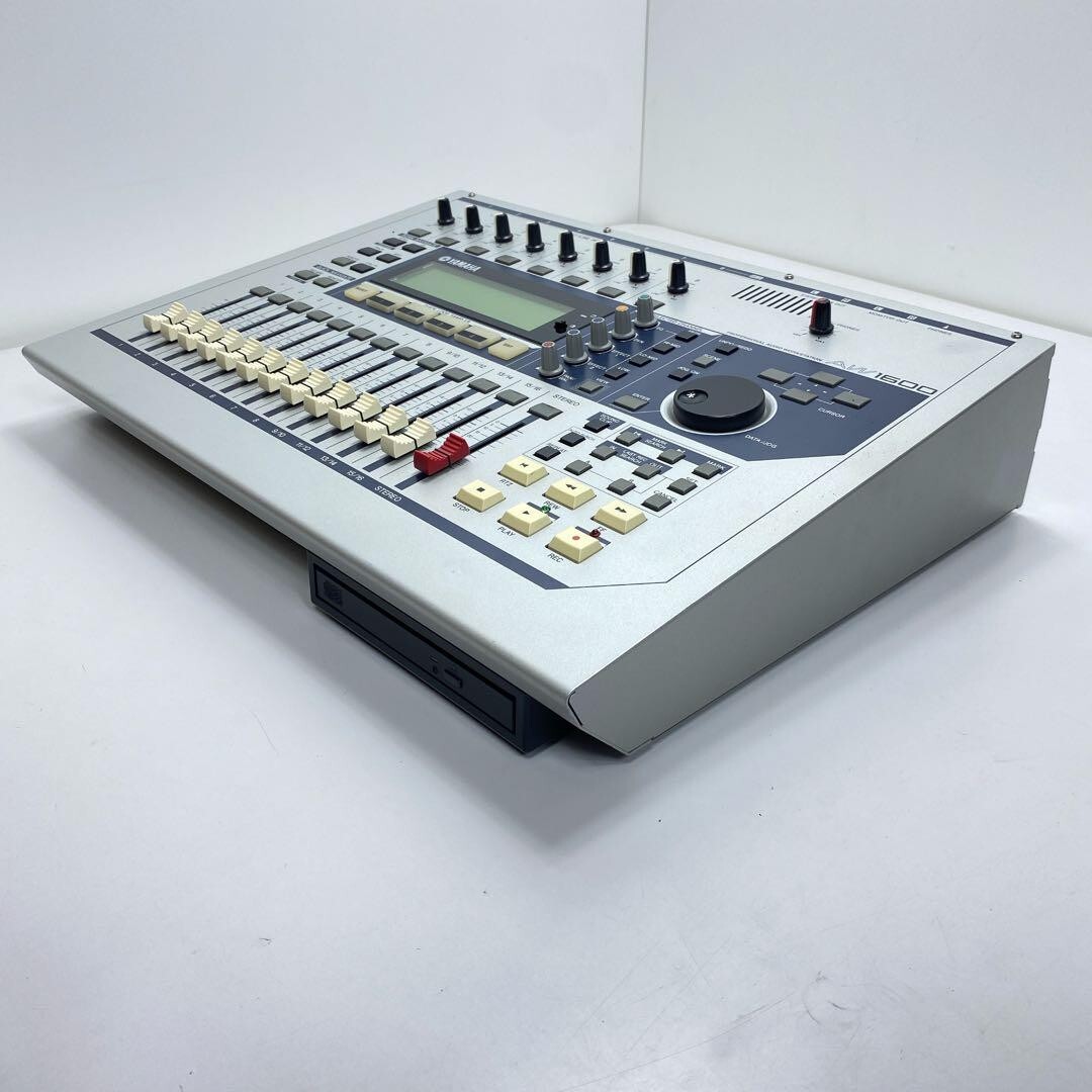 Yamaha AW1600 Digital Multi-track Recorder Digital Mixer