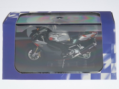 Aprilia RSV 1000R blue Superbike bike model 4110103 Atlas 1:24 - Picture 4 of 4