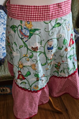 Handmade Reversible  Half Apron Gingham & Mary Engelbreit Fabric Pockets Tie 
