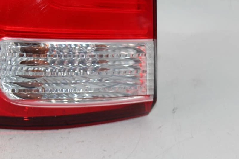 Luz trasera izquierda incandescente para KIA SORENTO 2014-2015 OEM #32632 Foto 3 de 4