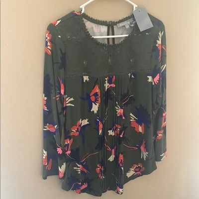 Daniel Rainn Green Embellished Blouse with Bib Collar