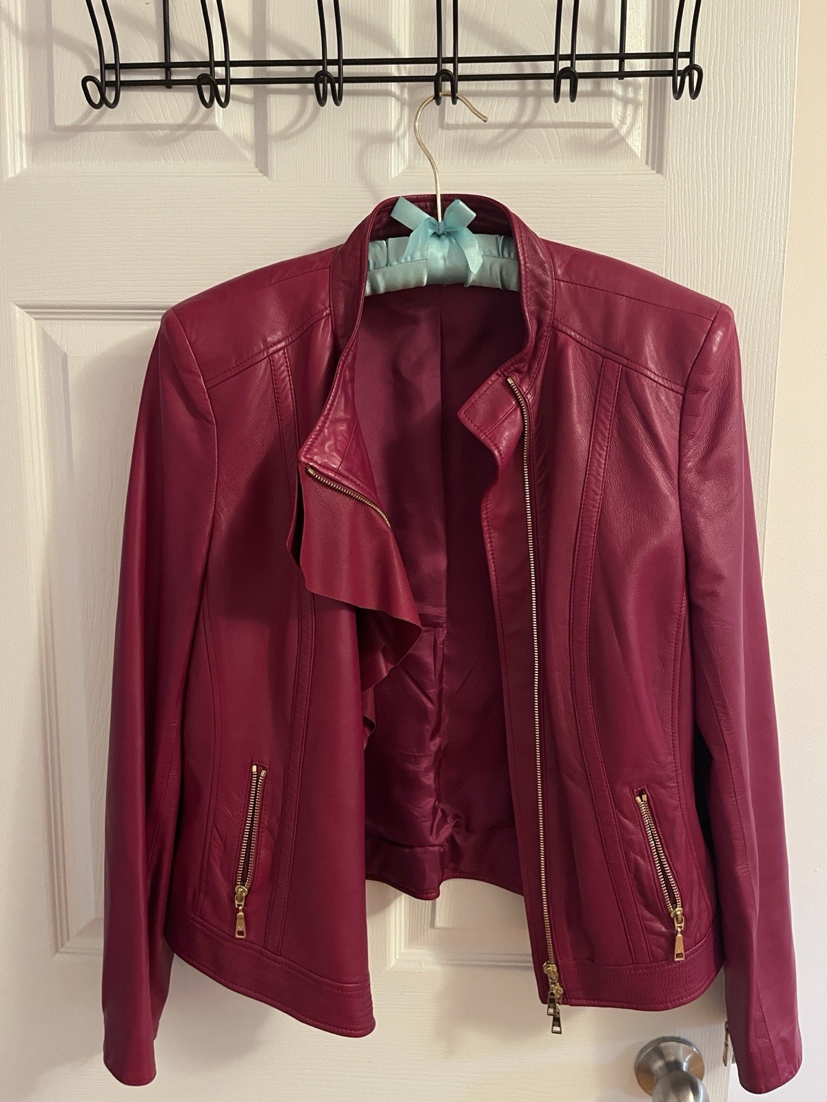 M Short Full Zip Zipped Pockets Solid