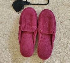 NEW Victoria's Secret Red Slippers Slip On Size Medium W/tags