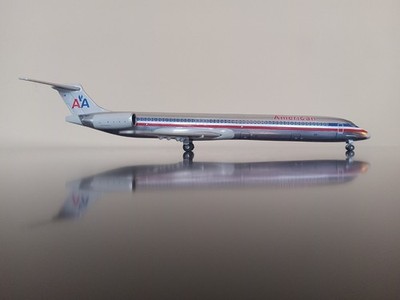 Gemini Jets 1:400 American MD-80  MINT