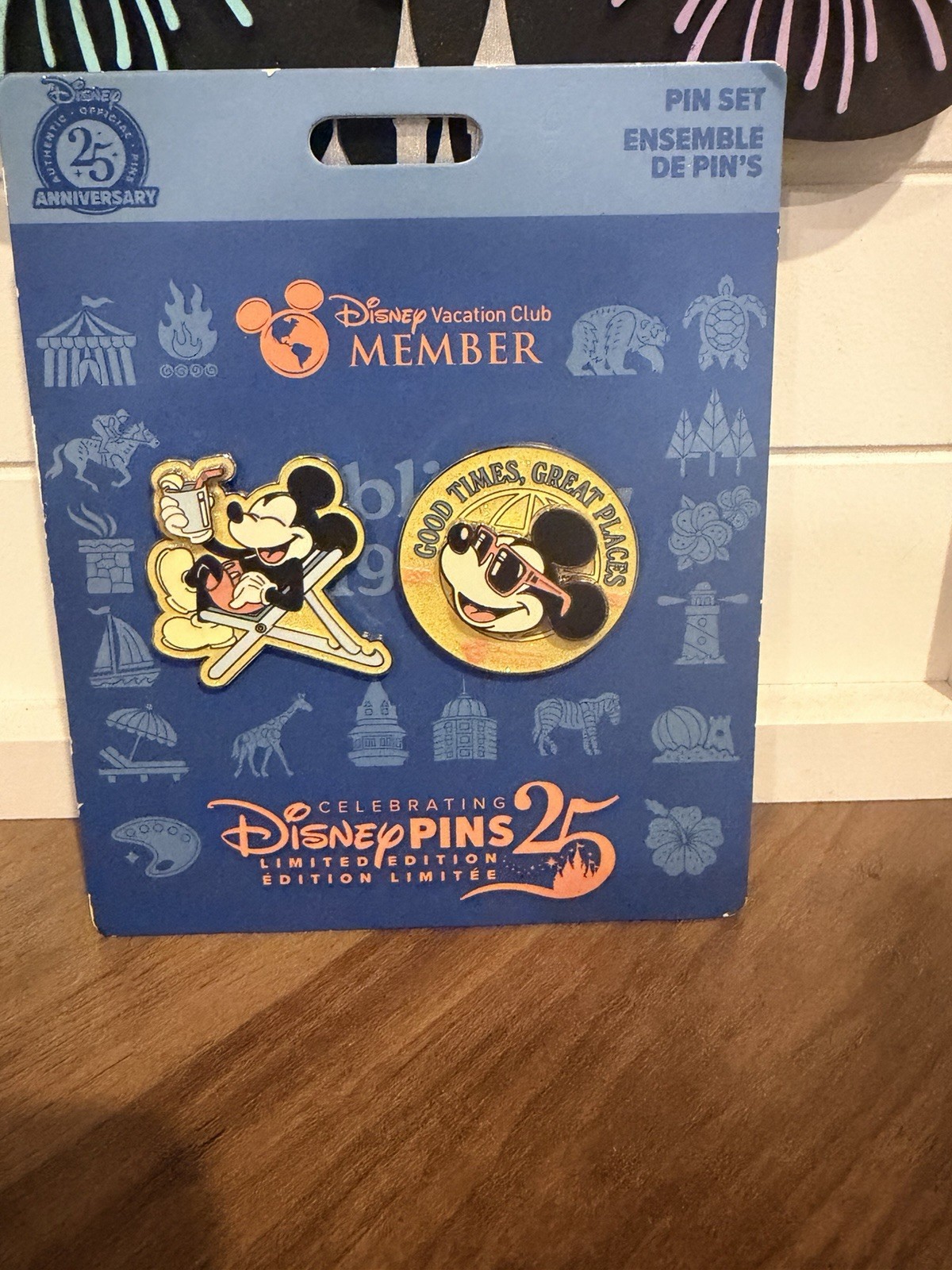 Disney DVC Vacation Club Mickey Mouse Pin Set Of 2 Disney Pins LE Brand New!