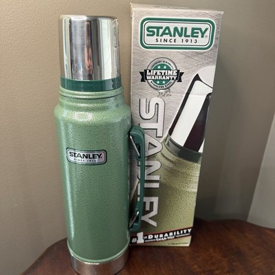 Vintage 2002 Aladdin Stanley 1.1 Quart Vacuum Steel Bottle Thermos Green New Box