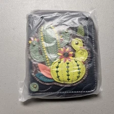 NEW CHALA NAVY BLUE CACTUS SUCCULENT ZIPPERED WALLET ORGANIZER