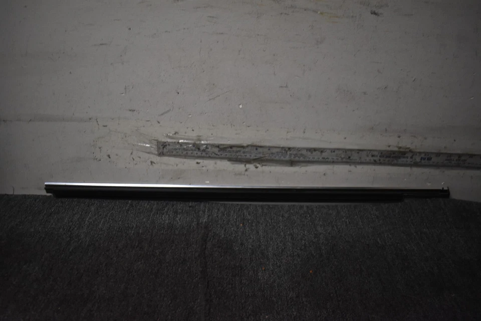 2010-2015 MERCEDES BENZ GLK350 4MATIC BELT WEATHER STRIP 工厂原始设备制造商 — 第 4/4 张图片