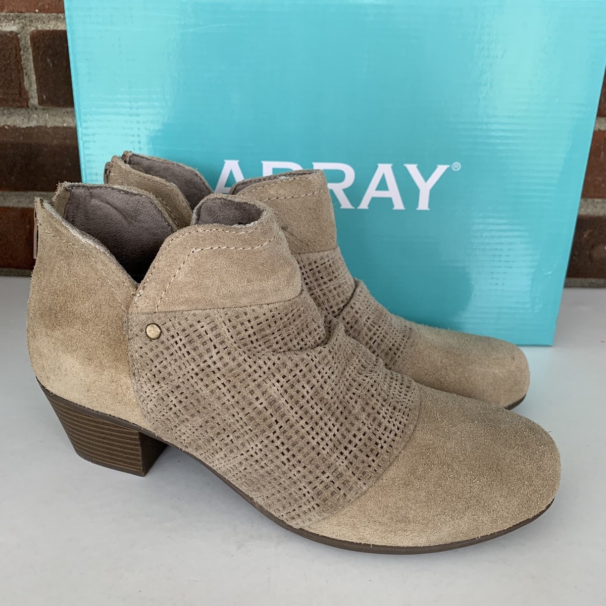 Array Womens Blair Taupe Suede block heel Ankle Boots Shoes US N