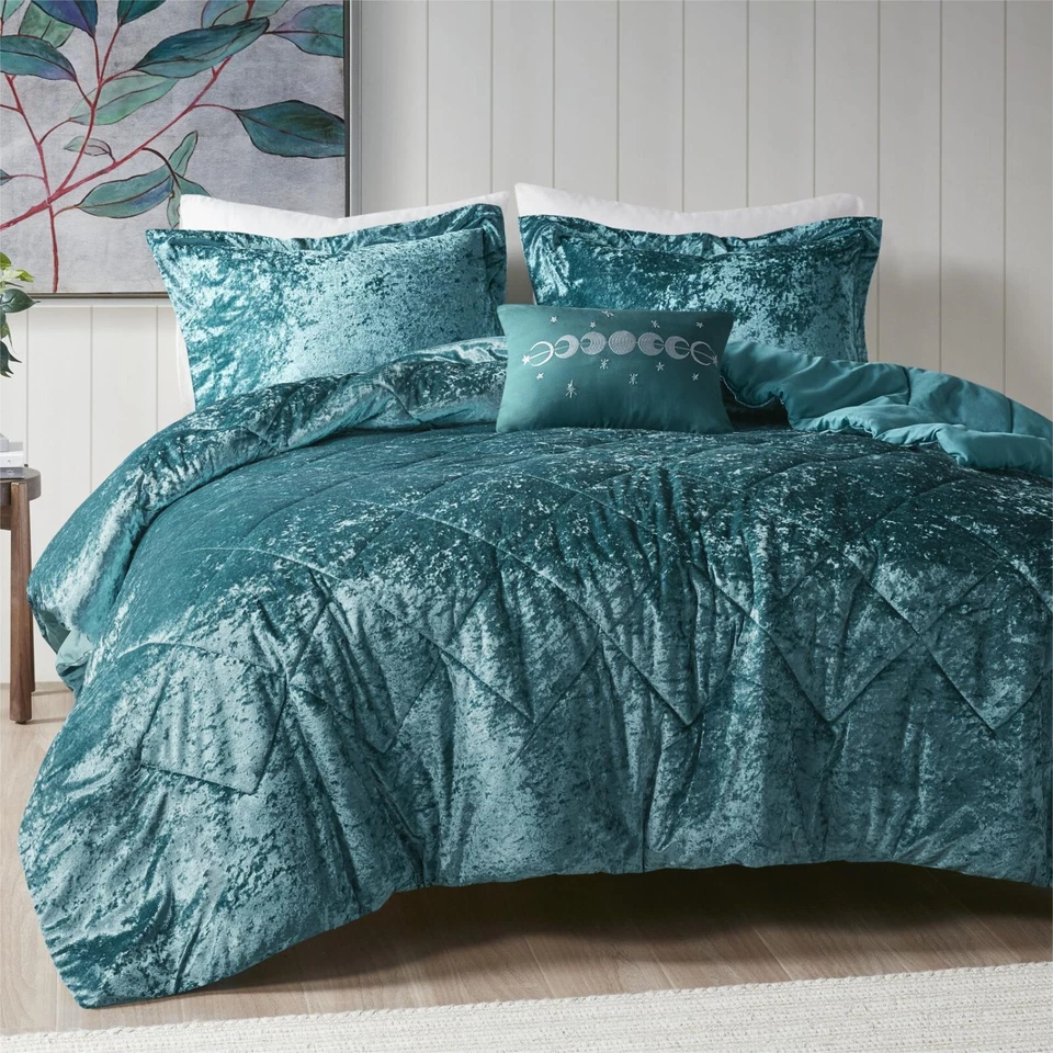 Intelligent Design Velvet Comforter Set Luxury Diamond Quilt 3/4 Pcs Queen King - Image 3 of 4