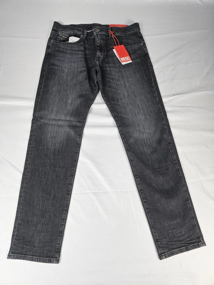 Diesel D-Strukt-Z-T Jogg Jeans Sweat Jeans denim grau Größe 34  A6 - Bild 2 von 4