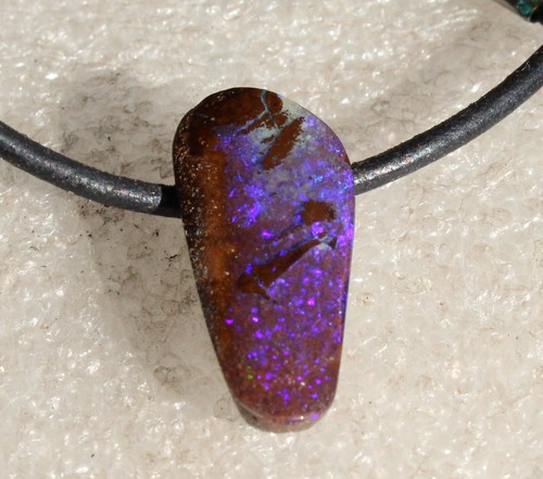 Boulder Opal 10 Karat Anhänger Unikat - Bild 3 von 9