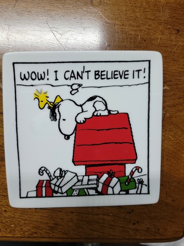 Pottery Barn Peanuts Porcelain Appetizer Plates Snoopy Charlie Brown Christmas - Picture 2 of 5