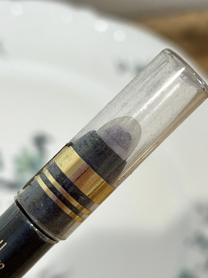 REVLON POWDER PENCIL FOR LIDS & BROWS DISCONTINUED IRIS PURPLE  NEW - Image 3 of 4