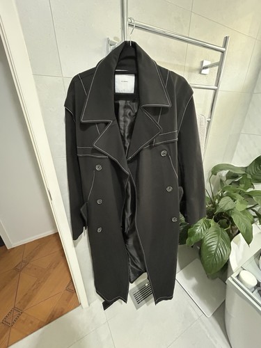 BY JOHNNY THE MIDNIGHT TRENCH WITH WHITE STITCHING SIZE LARGE WORN TWICE AS NEW - Picture 9 of 11