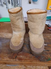 EMU Australia Women's Stinger Mini Light Beige Size 10 Pull-On Boots