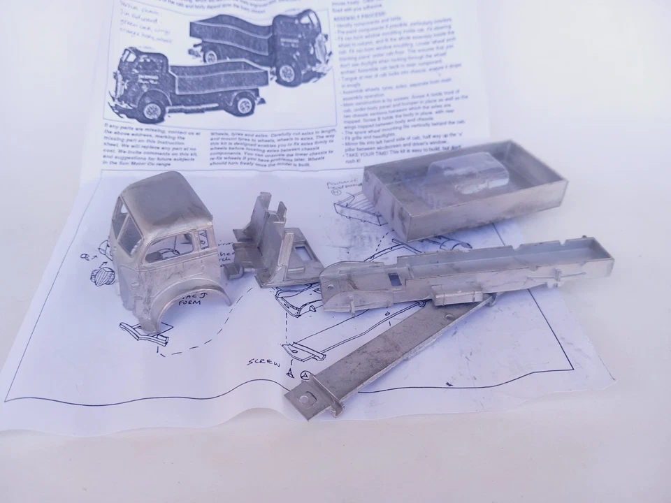 1/50 1/48 o scale Sun Motor 1939 autocar u70 dump truck white metal kit - Image 3 of 4