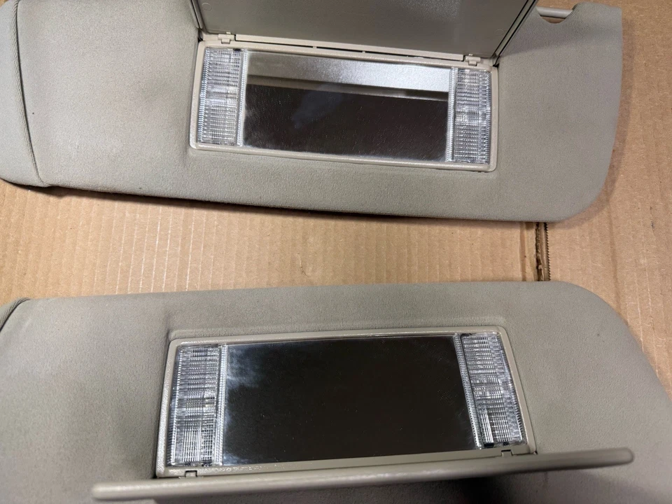 2001-2006 Cadillac Escalade Platinum Driver & Passenger Sun Visor Pair GMT-800 - Image 4 of 4