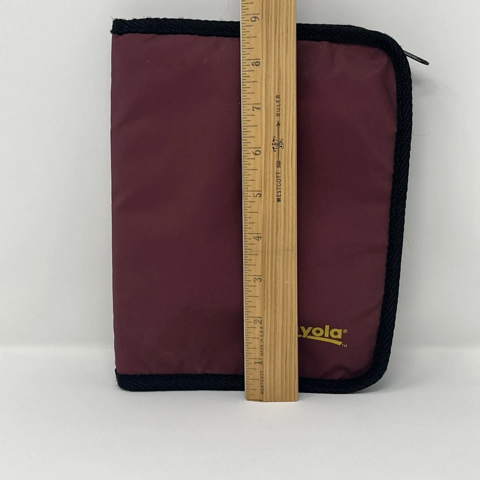 Estuche blando vintage Crayola Marker con bolsillos de malla con cremallera púrpura Foto 3 de 4