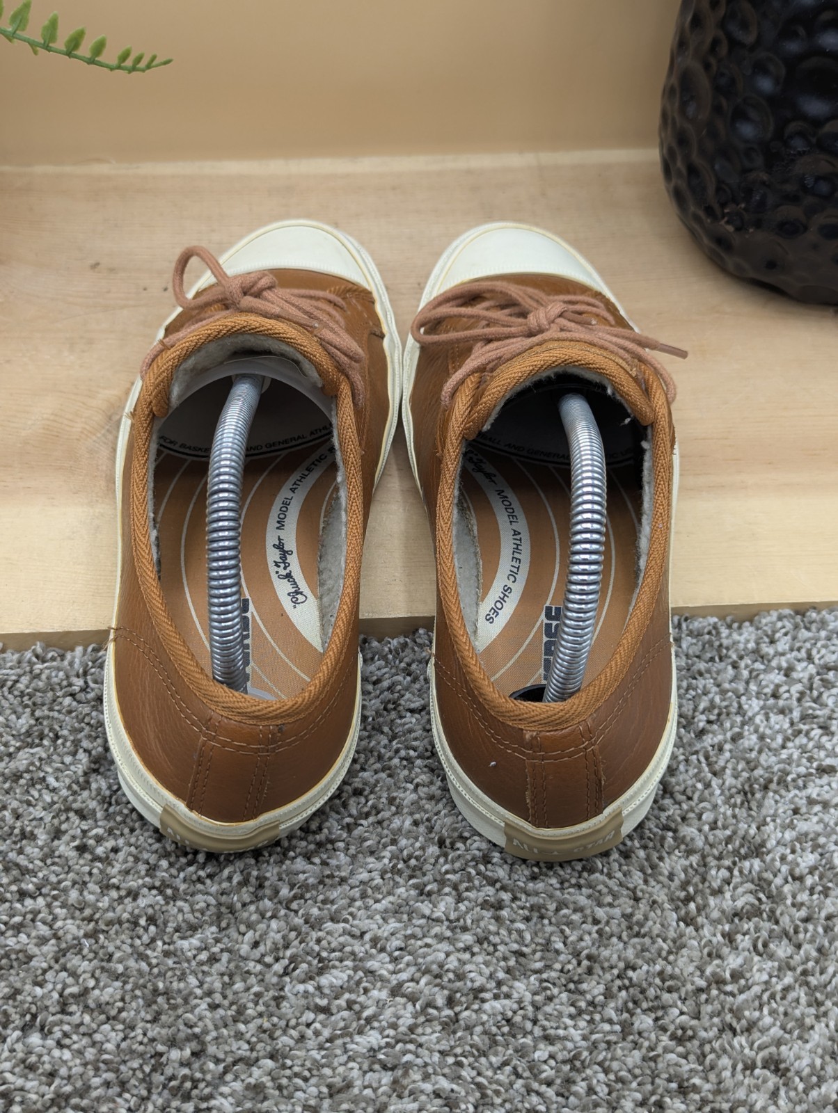 Converse CTAS Leather Fur Lined Women's Size 8 Comfort Shoes Warm Fall  thumbnail 4