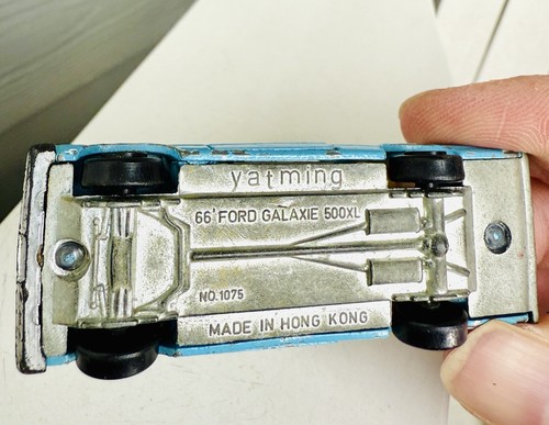 Vintage 1970s Yatming #1075 Baby Blue 1966 Ford Galaxie 500XL 1/64 Diecast VHTF - Picture 7 of 7