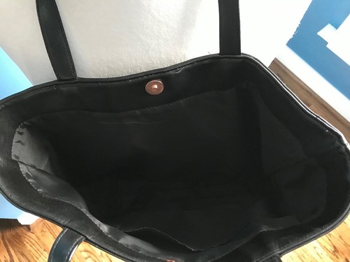 Bolso de Mano Victoria's Secret Negro Flecos Grande Shopper 17" - Imagen 11 de 15