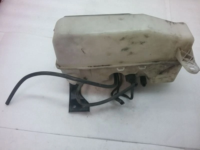 Overflow Coolant Reservoir Bottle Tank NO CAP 2002 BMW 745i 5-2-3P Foto 4 de 4