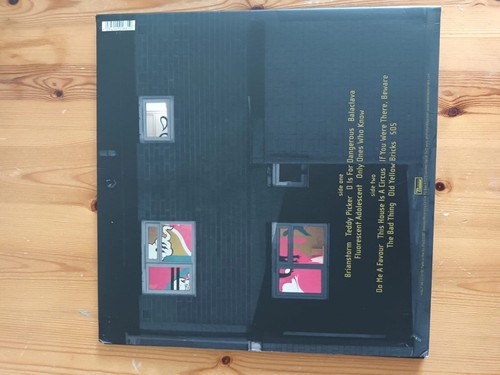 Arctic Monkeys - Favourite Worst Nightmare - reissue gatefold vinyl LP - Picture 2 of 4
