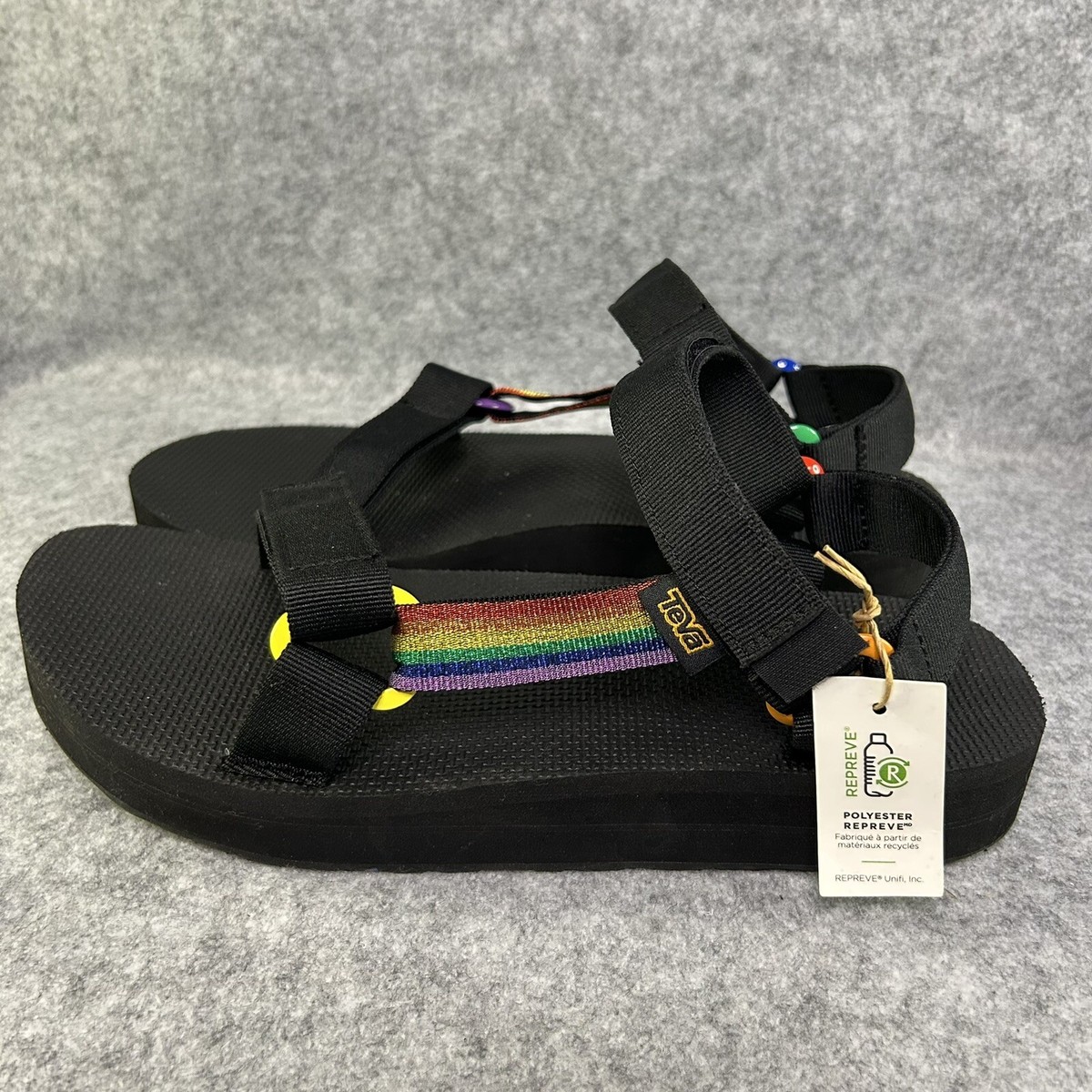 NEW Teva Men