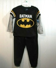 Boys Batman Size 4 Long Sleeved Shirt And Pants Set NWT