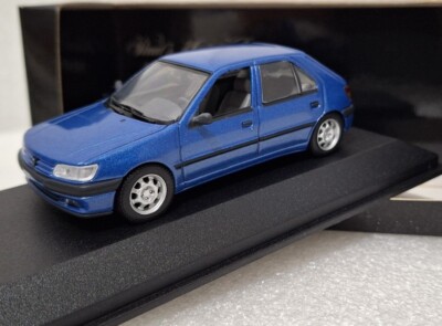 Peugeot 306 4 Door Saloon 1995 Blue Met 1:43 Minichamps 430112571