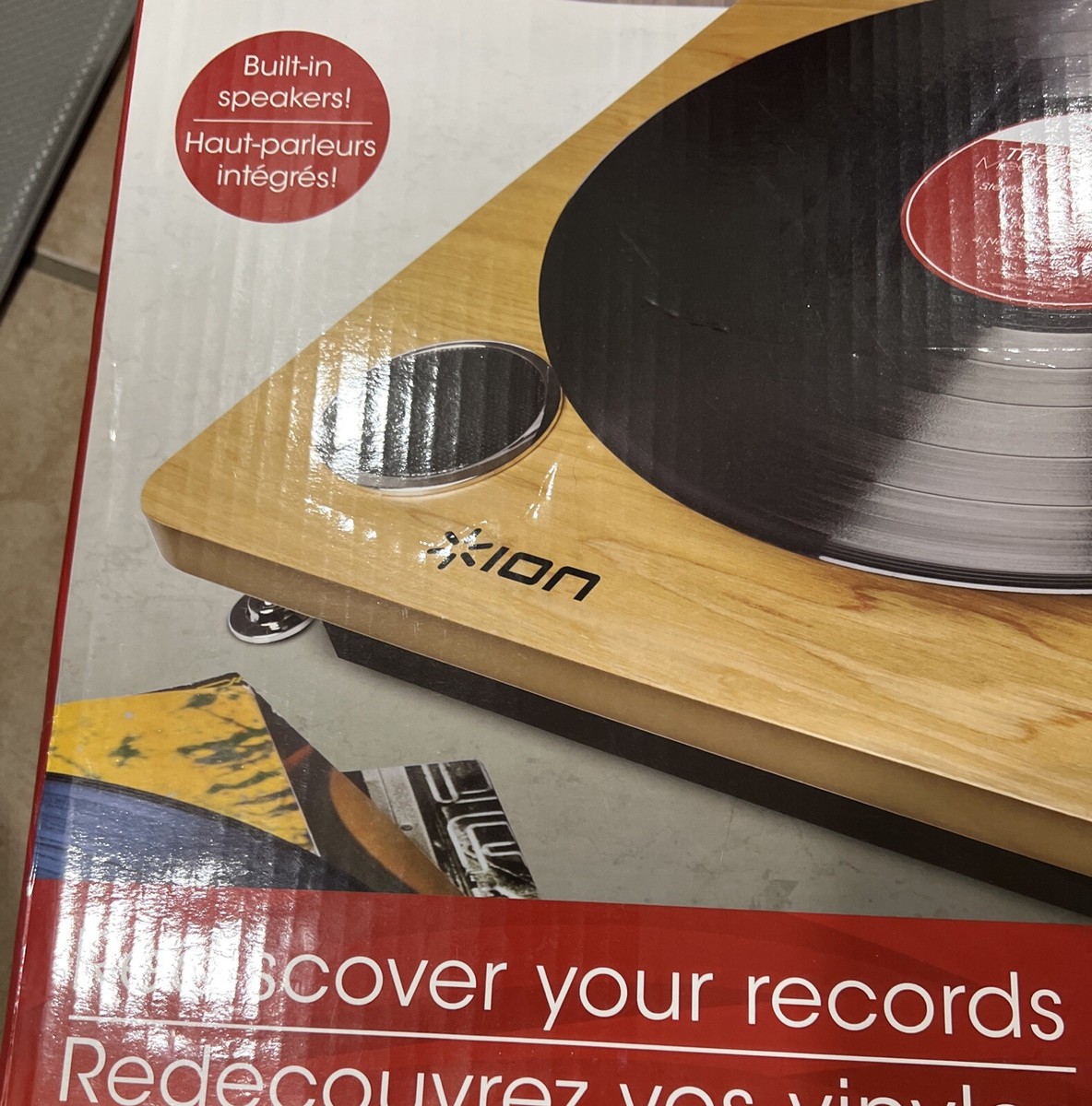 ION Audio Archive LP Digital Conversion Turntable with ION Audio Archive LP Digital Conversion Turntable with