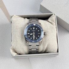 Imagen de Seiko Men's Prospex Sea Black Dial Stainless Steel Solar Diver Watch SNE569