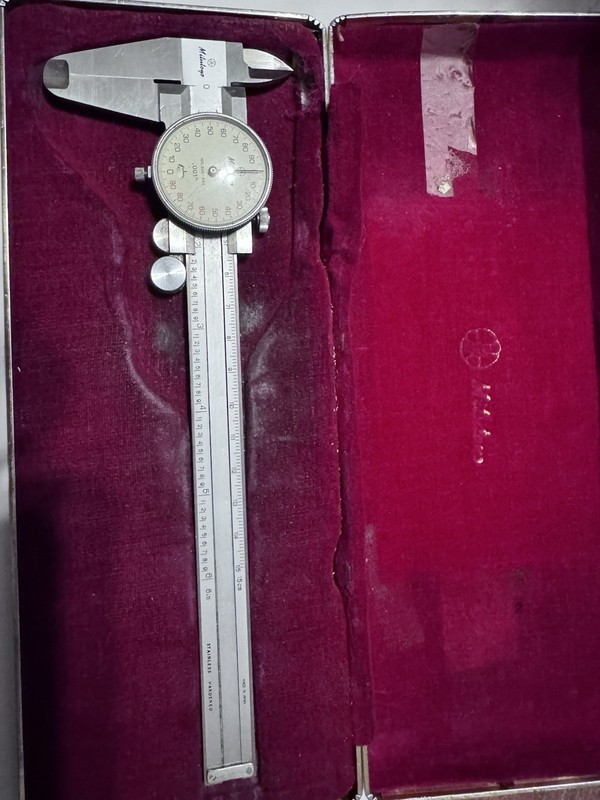 Mitutoyo in Dial Caliper 0.001 in Grad +/-0.001 in White Dial w/ Case