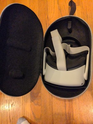 Meta Quest 2 VR Headset Wireless Virtual Reality System w/ Carry Case