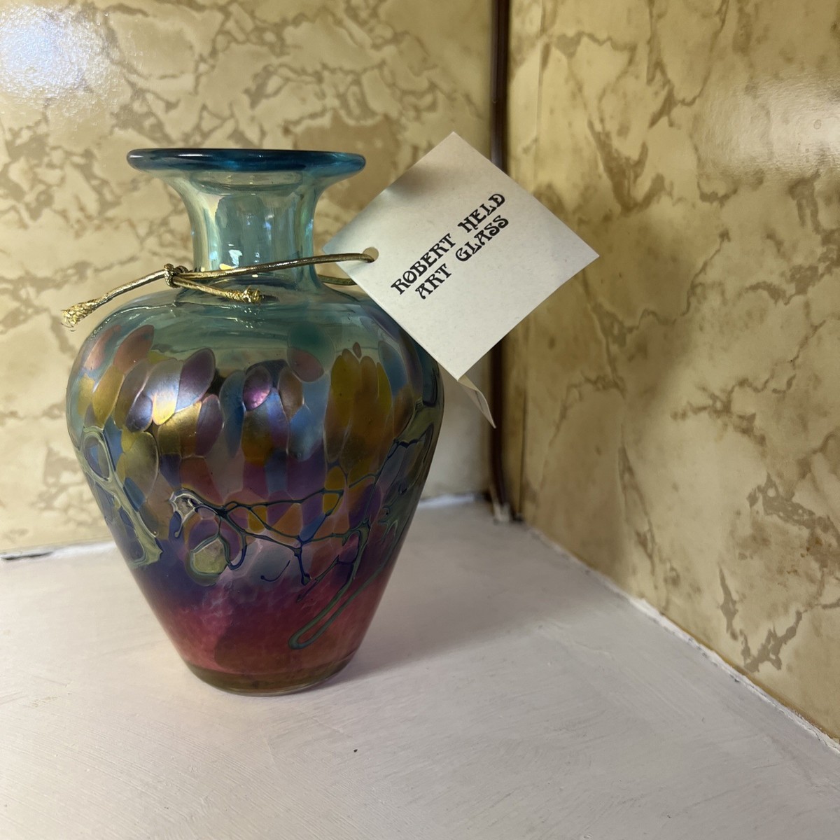 Robert Held アートガラス Robert Held Signed Art Glass Bud Vase. Blue Purple Iridescent