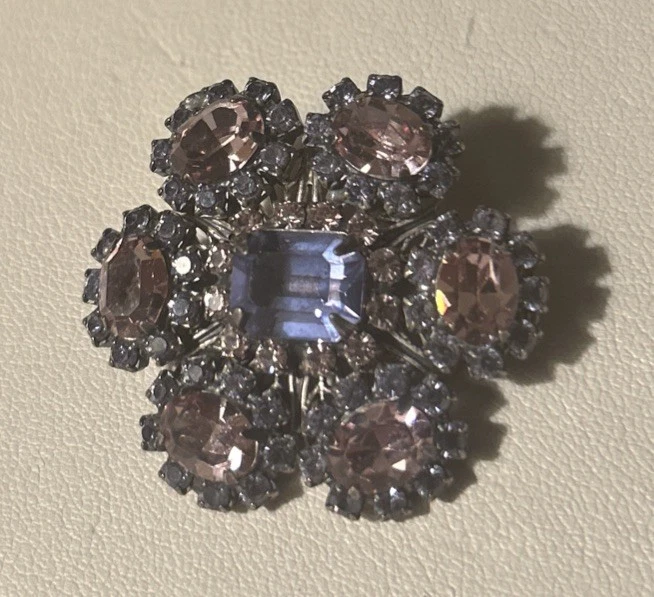Broche Flor Cristal Swarovski Rosa y Púrpura Años 80 Liz Palacios Vintage ~ ¡USADO EN EXCELENTE ESTADO! Foto 2 de 4