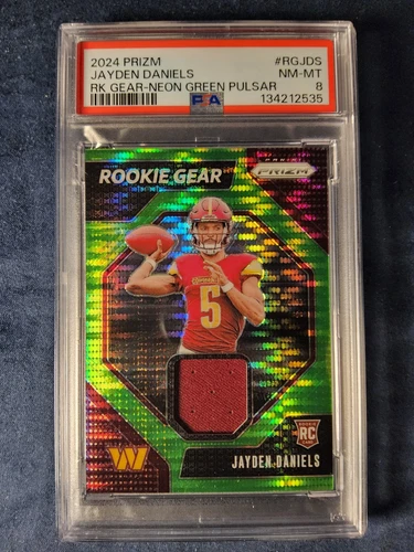 2024 PANINI PRIZM ROOKIE GEAR NEON GREEN PULSAR JERSEY PATCH JAYDEN DANIELS PSA8