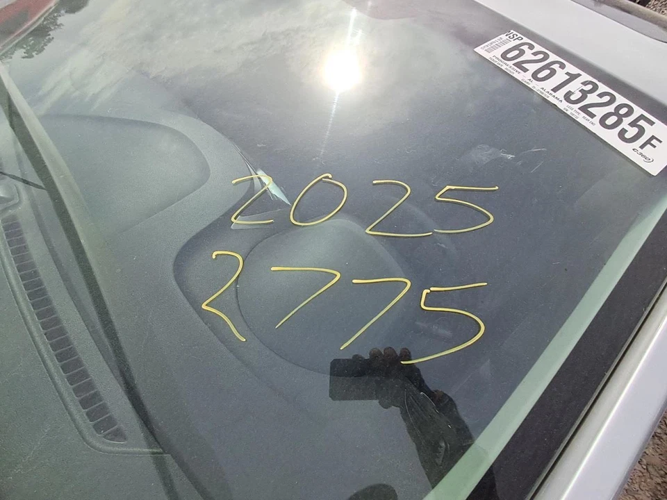 (LOCAL PICKUP ONLY) Hood Sedan Fits 11-16 ELANTRA 2645167 - Изображение 3 из 4