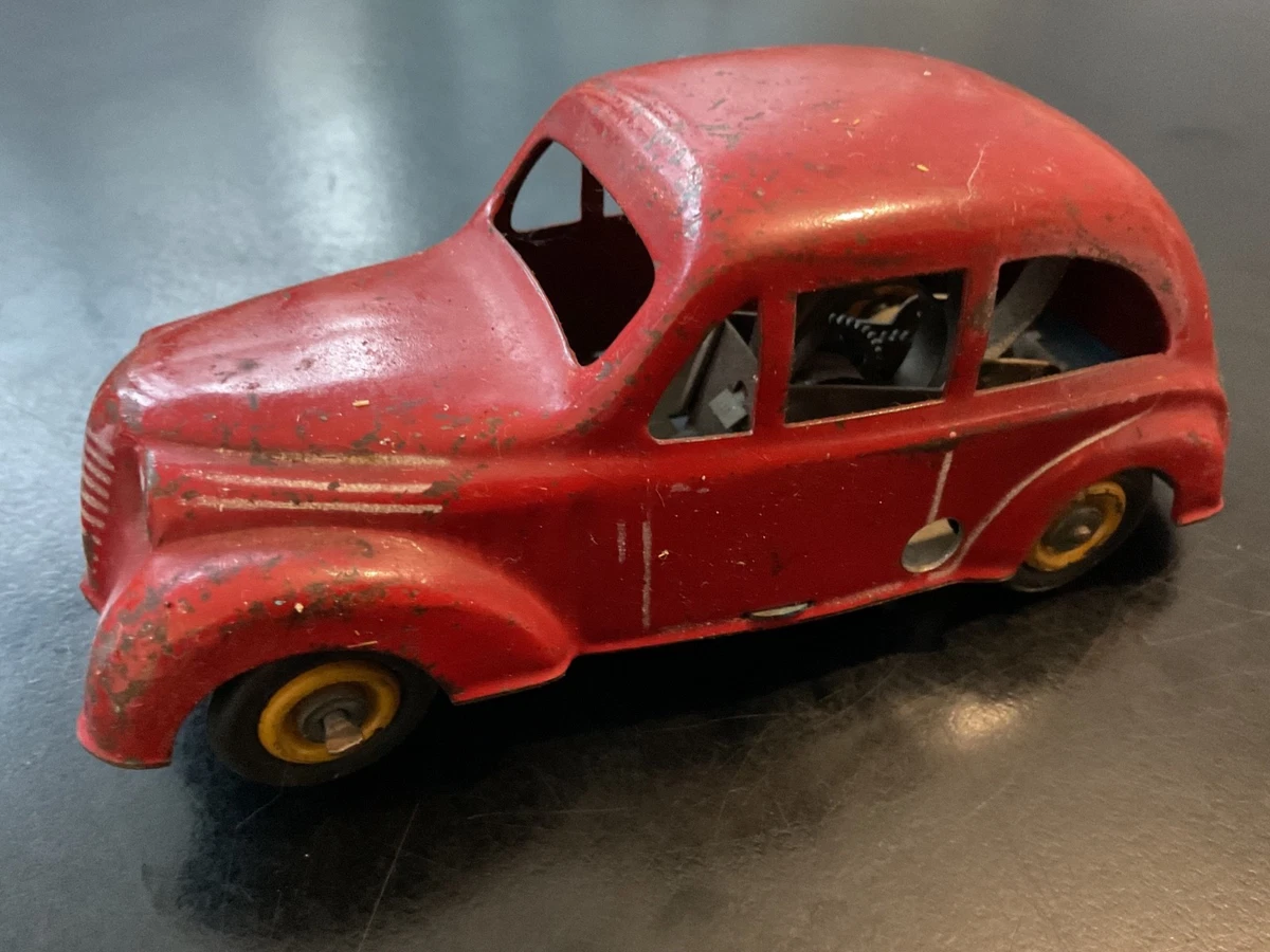 Lot De Jouets Anciens En Tôle - Marque JLH - Voitures Et Camions Vintage