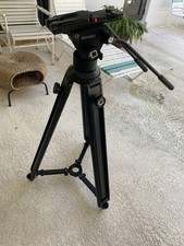 Quickset Professional Camera Tripod, spreader and Head-Great Used Condition