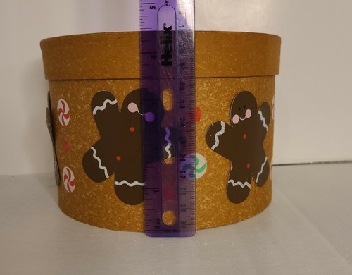 Gingerbread Man Round Stackable Boxes 2005 Storable in One EUC - Picture 4 of 10