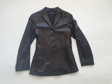 Strenesse Jacken, Mäntel Westen aus Leder für Business-Anlässe