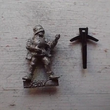 Citadel Warhammer 80s F4 Imperial Crossbowman B
