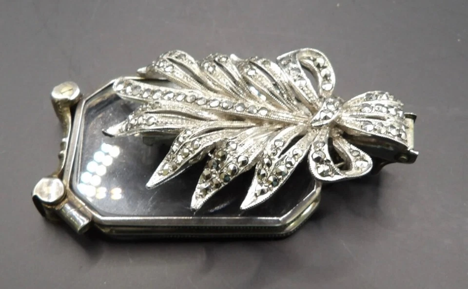 Increíbles gafas Lorgnette plegables Art Deco con diamantes de imitación y plateadas Foto 2 de 4