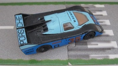 1:40 Matchbox Specials Kremer Porsche CK5 blau/schwarz 1983