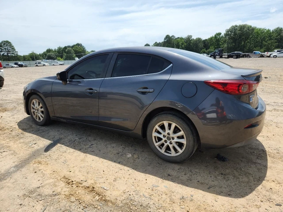 (LOCAL PICKUP ONLY) Driver Left Fender Fits 14-18 MAZDA 3 1742493 - Image 2 of 4