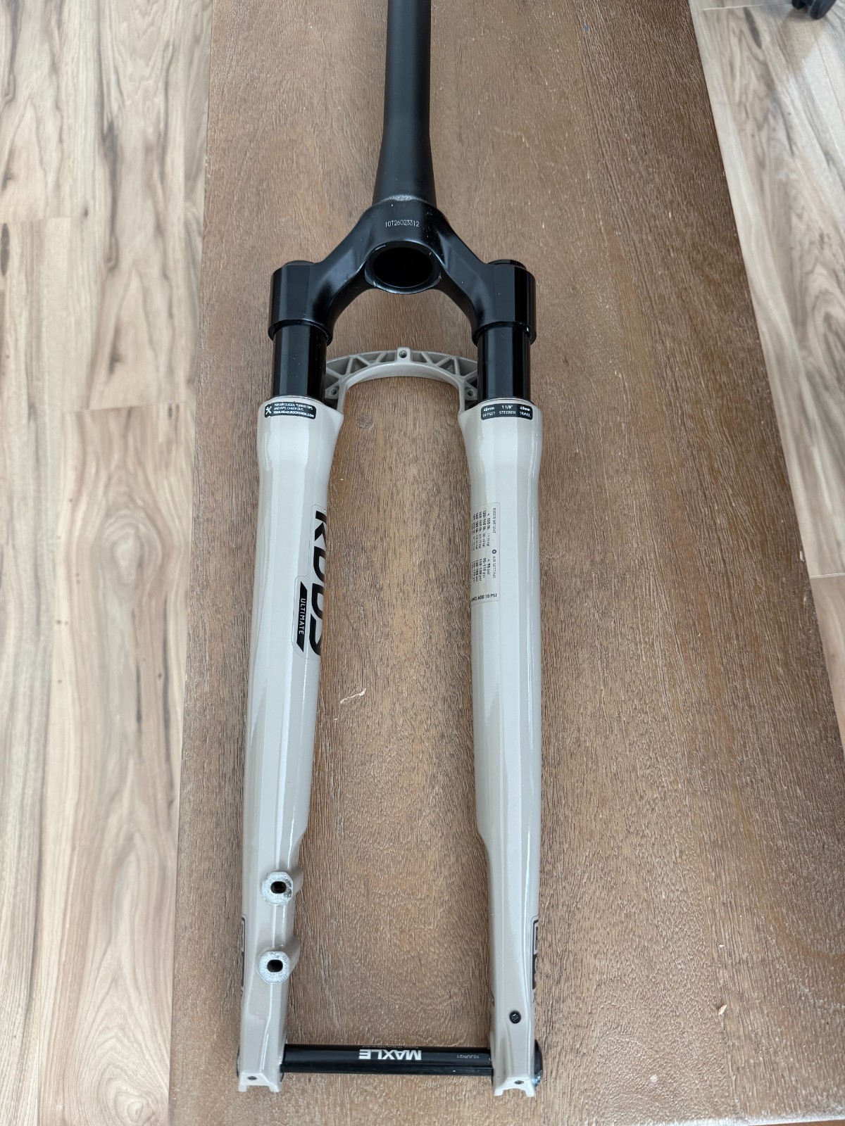 RockShox Rudy XPLR Base Gravel Suspension 700C Fork Tapered 40mm Travel 12x100mm