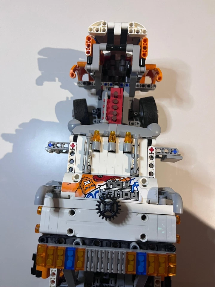 LEGO Technic 42128 Heavy Duty Tow Truck, foto 4 de 5