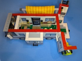 LEGO CREATOR 3 in 1: Vacation Getaways - Set 31052 Complete No Instructions